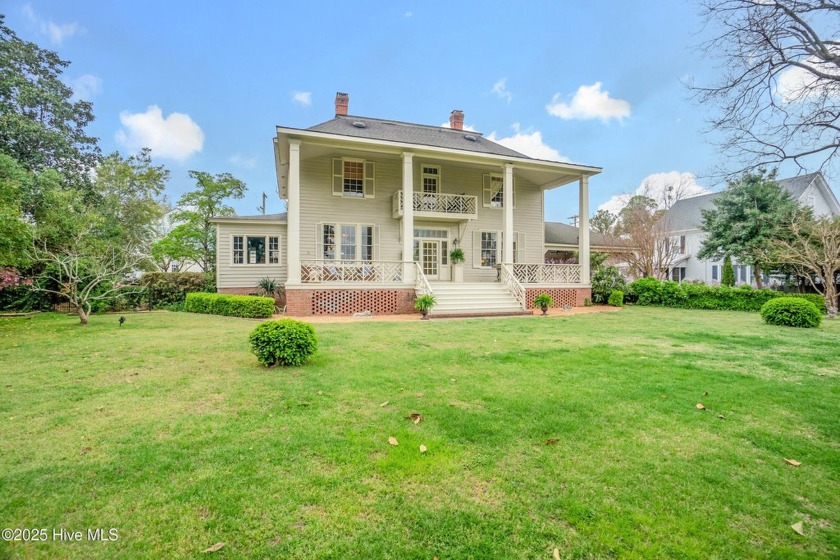 Historic Waterfront Retreat in Downtown Hertford. Step into - Beach Home for sale in Hertford, North Carolina on Beachhouse.com