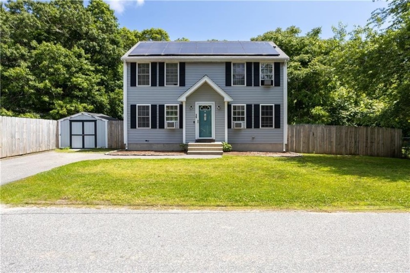 Welcome to this centrally located and well-kept 4-bedroom - Beach Home for sale in Wareham, Massachusetts on Beachhouse.com