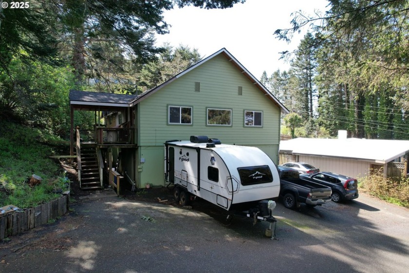 Don't miss this rare chance to own a well-maintained duplex just - Beach Lot for sale in Gold Beach, Oregon on Beachhouse.com