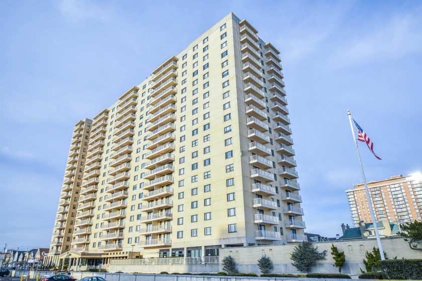 Large studio with wonderful ocean views.   So much potential to - Beach Condo for sale in Ventnor, New Jersey on Beachhouse.com