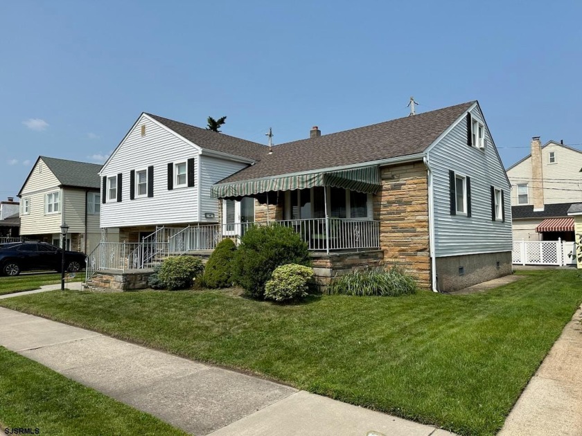 Room for your family and extended family visitors, only 2-1/2 - Beach Home for sale in Margate, New Jersey on Beachhouse.com