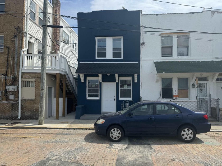 PRICE REDUCED!  This home boasts a living room, dining area - Beach Home for sale in Atlantic City, New Jersey on Beachhouse.com