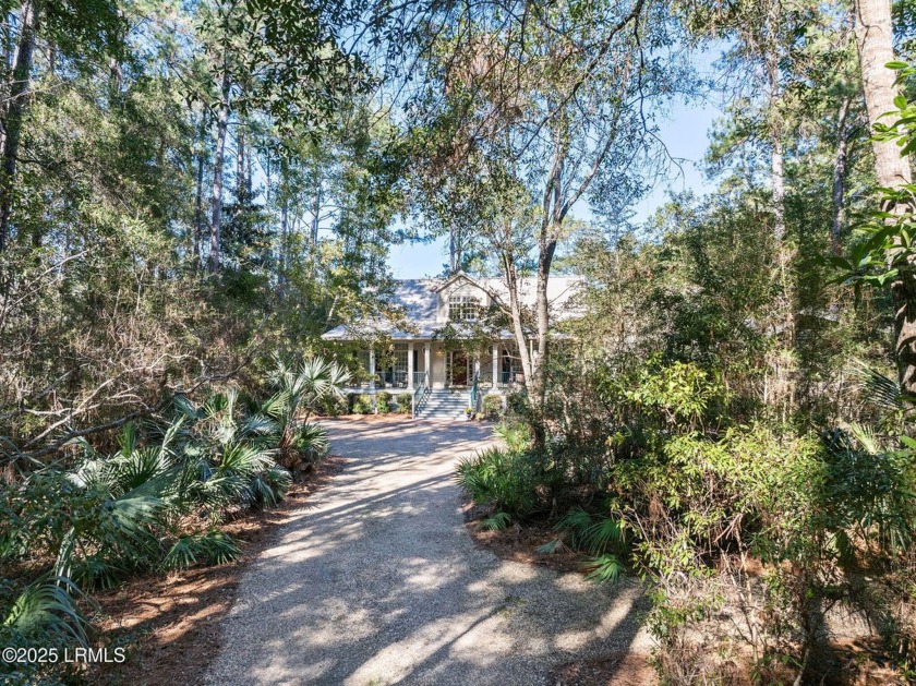 Infused with Southern charm, this custom-built home seamlessly - Beach Home for sale in Okatie, South Carolina on Beachhouse.com