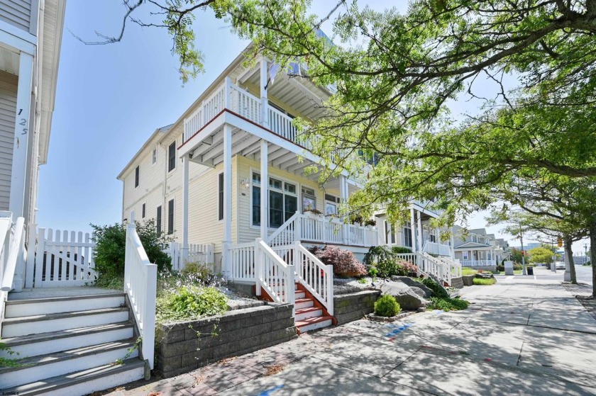 *Come tour this multi-level home just one block from the beach - Beach Home for sale in Atlantic City, New Jersey on Beachhouse.com