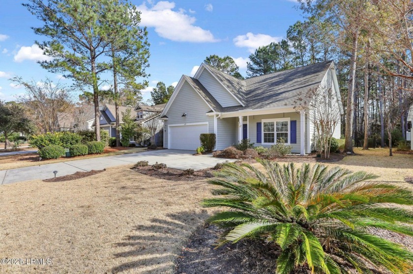 Tucked back on a quiet street in Rose Hill this like-new home - Beach Home for sale in Bluffton, South Carolina on Beachhouse.com