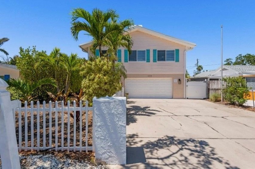 Updated Indian Rocks Home - short walk to the beach.  This is a - Beach Home for sale in Indian Rocks Beach, Florida on Beachhouse.com