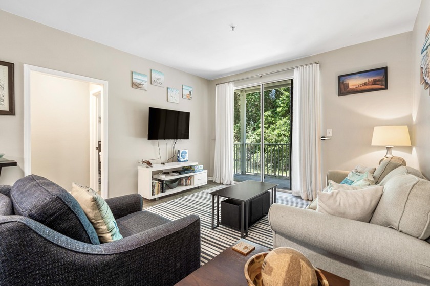 Beautifully updated and fully furnished 2-bedroom, 2-bath condo - Beach Condo for sale in Miramar Beach, Florida on Beachhouse.com