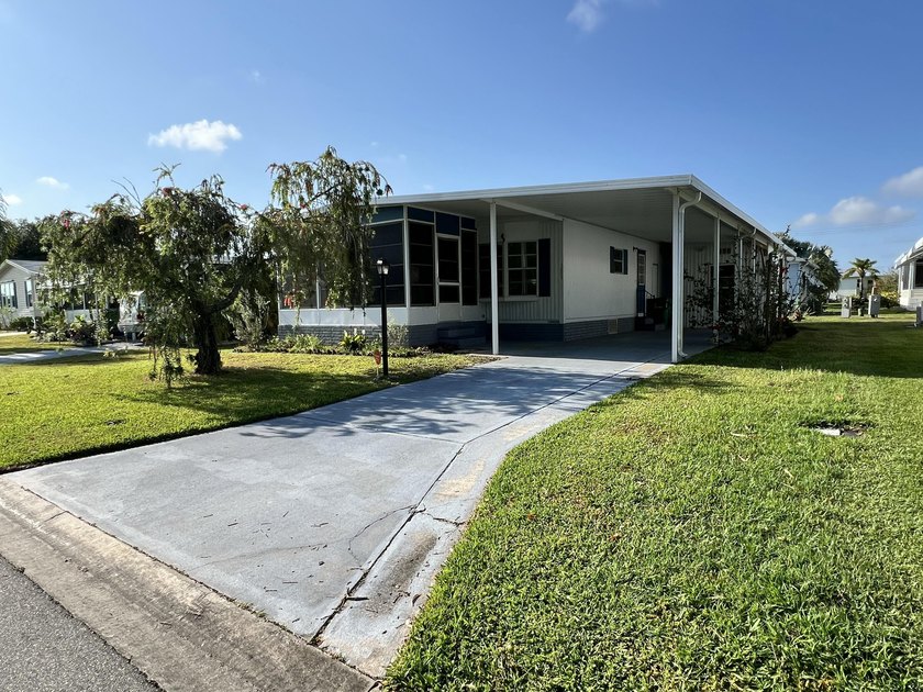 Nice 2 bedroom, 2 bath in desirable Barefoot Bay, where you can - Beach Home for sale in Barefoot Bay, Florida on Beachhouse.com