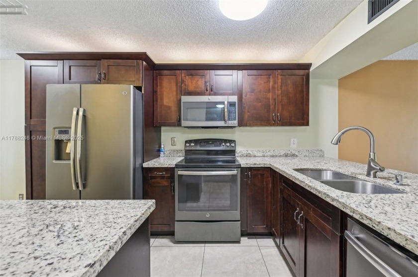 Enjoy peaceful living in this beautifully maintained 2/2 condo - Beach Condo for sale in Margate, Florida on Beachhouse.com