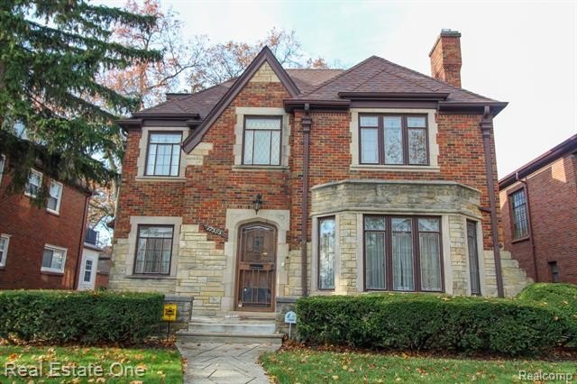 First Time offered in 57 years...Exquisite Historic Universal - Beach Home for sale in Detroit, Michigan on Beachhouse.com