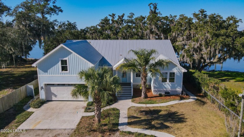 Private 3,410sqft home w/ captivating water views in Port Royal - Beach Home for sale in Port Royal, South Carolina on Beachhouse.com