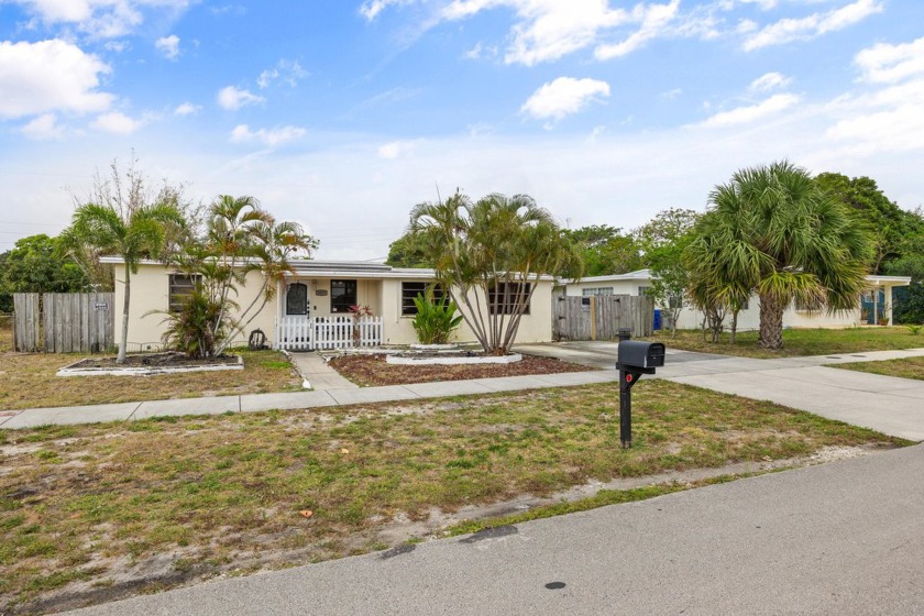 Discover the 3-bedroom, 2-bathroom home in the heart of Pompano - Beach Home for sale in Pompano Beach, Florida on Beachhouse.com