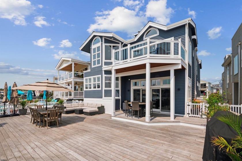 Breathtaking bayfront oasis situated on one of Ocean City's most - Beach Home for sale in Ocean City, New Jersey on Beachhouse.com