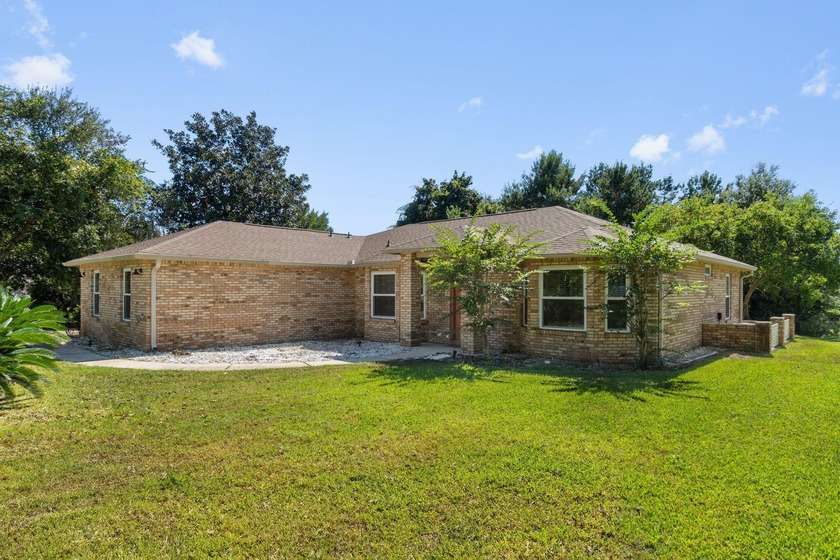 Step inside this exceptional Holley by the Sea beauty and - Beach Home for sale in Navarre, Florida on Beachhouse.com
