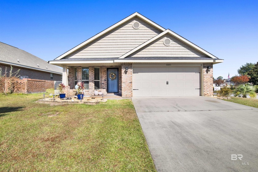 Step into this beautifully updated 3-bedroom, 2-bathroom brick - Beach Home for sale in Foley, Alabama on Beachhouse.com
