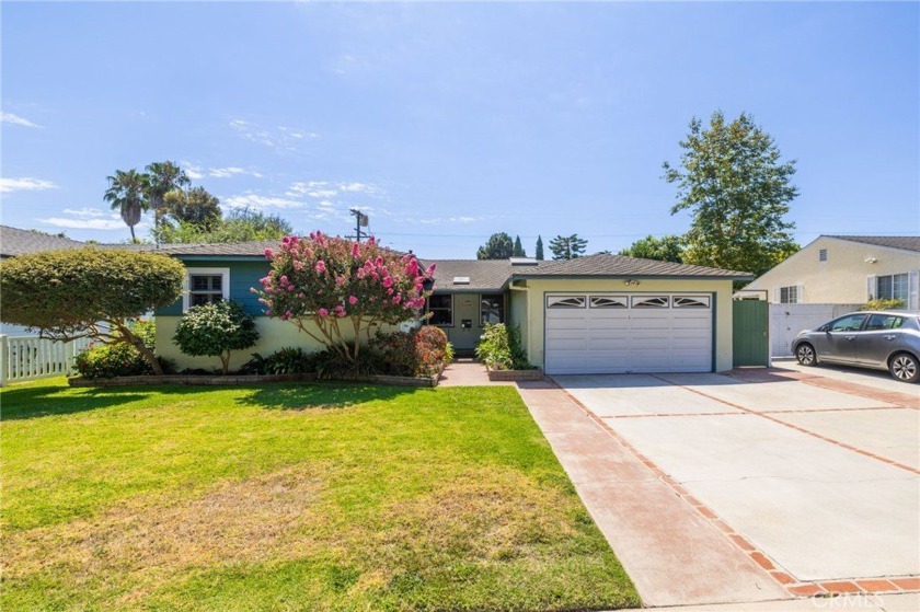 Fantastic opportunity for a one-level home in Westport Heights - Beach Home for sale in Westchester, California on Beachhouse.com