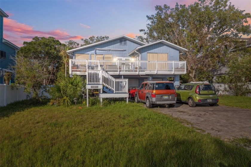 Investor Special in Tarpon Springs! Welcome to 108 Shore - Beach Home for sale in Tarpon Springs, Florida on Beachhouse.com