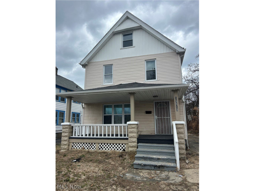Investors/Group Home/Shared Living Special!! Updated 4-bedroom 2 - Beach Home for sale in Cleveland, Ohio on Beachhouse.com