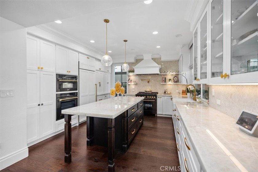 Remodeled Turn-Key Home Situated on the Golf Course! This - Beach Home for sale in Rancho Santa Margarita, California on Beachhouse.com