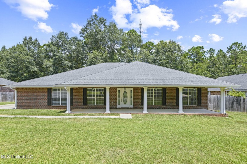 WIde open spaces is the thought that comes to mind inside this - Beach Home for sale in Diamondhead, Mississippi on Beachhouse.com