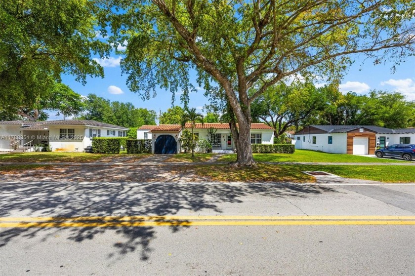 Absolutely immaculate. Fully renovated dream home in burgeoning - Beach Home for sale in El Portal, Florida on Beachhouse.com
