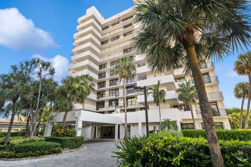 STUNNING OCEAN VIEWS! COMPLETELY RENOVATED  CONDOMINIUM WITH - Beach Condo for sale in Highland Beach, Florida on Beachhouse.com