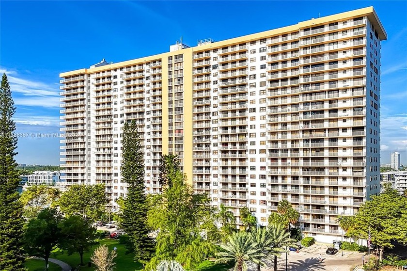 Close to the beach and enjoy a great lifestyle from this - Beach Condo for sale in Sunny Isles Beach, Florida on Beachhouse.com