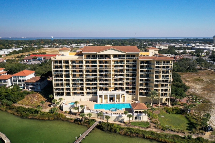 Welcome to this stunning, upscale 3-bd/ 3ba furnished condo - Beach Condo for sale in Destin, Florida on Beachhouse.com