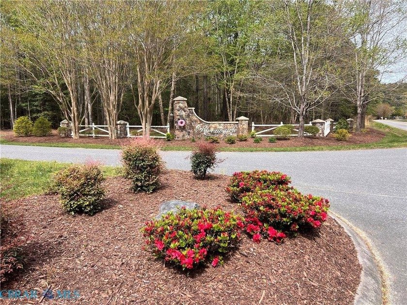 Acreage has beautiful setting on Creek/Stream and on a cul-de - Beach Acreage for sale in Gloucester, Virginia on Beachhouse.com