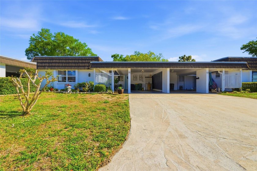 Under contract-accepting backup offers. Welcome to this - Beach Condo for sale in Sarasota, Florida on Beachhouse.com