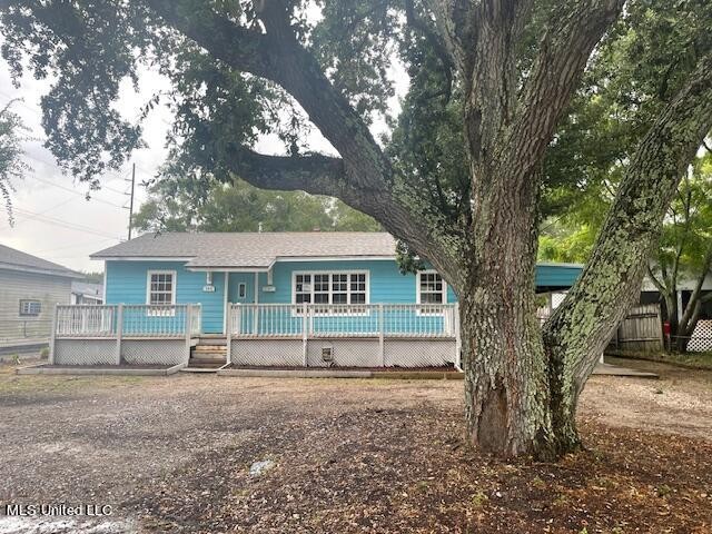 Discover your new home in this charming home with loads of - Beach Home for sale in Biloxi, Mississippi on Beachhouse.com