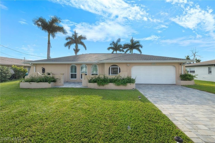 Gold Coast Estates gem in Cape Coral Florida. This updated pool - Beach Home for sale in Cape Coral, Florida on Beachhouse.com