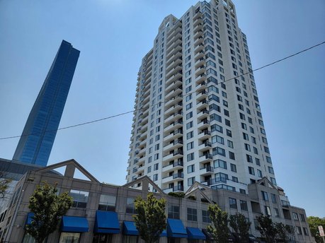 Beautiful 2 bedrooms 2 baths unit in the luxurious Bella - Beach Condo for sale in Atlantic City, New Jersey on Beachhouse.com