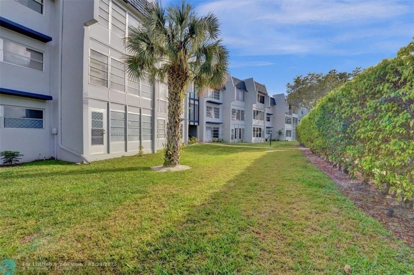 Welcome to this beautifully remodeled first floor, 1-bedroom, 1 - Beach Condo for sale in Margate, Florida on Beachhouse.com