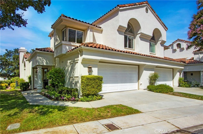 Welcome to this exquisitely appointed townhouse in the heart of - Beach Townhome/Townhouse for sale in Rancho Santa Margarita, California on Beachhouse.com