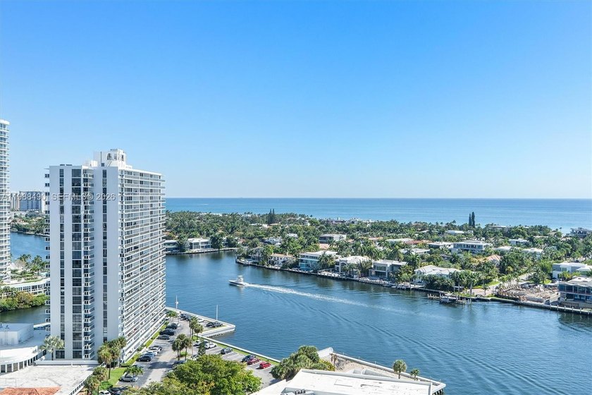 MUST SELL! 2 BED 2 BTH. MOST DESIRABLE/SPACIOUS FLOOR PLAN - Beach Condo for sale in Aventura, Florida on Beachhouse.com