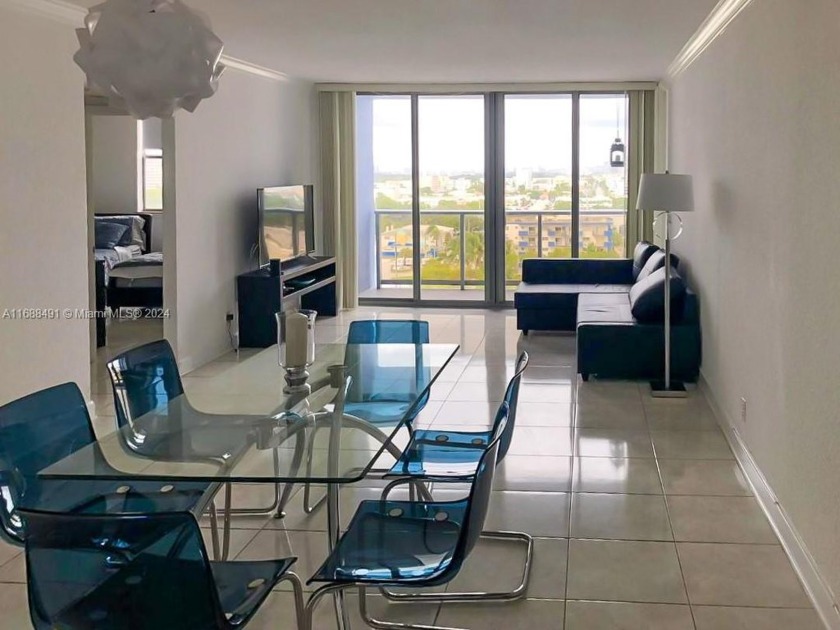 Great investment opportunity in a well managed building with - Beach Condo for sale in Miami Beach, Florida on Beachhouse.com