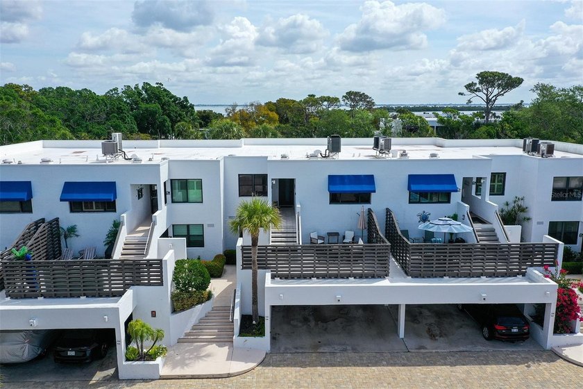 This stylish turnkey furnished beach retreat at Bayport Beach & - Beach Condo for sale in Longboat Key, Florida on Beachhouse.com