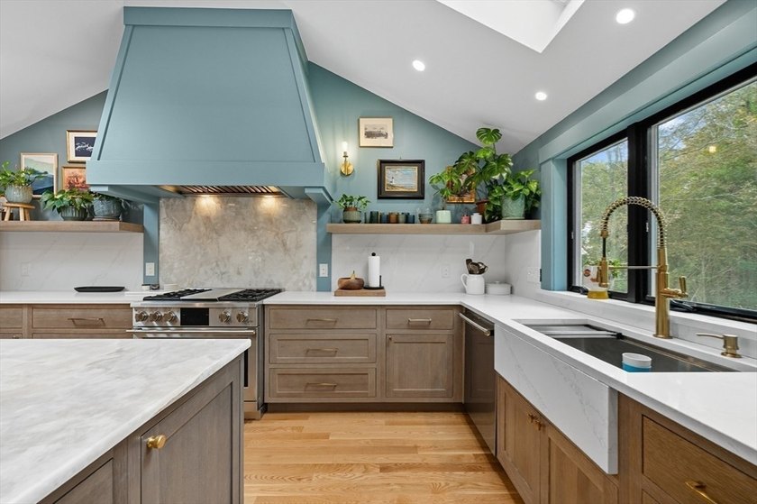 Panoramic ocean views of Ipswich Bay and less than a mile to - Beach Home for sale in Gloucester, Massachusetts on Beachhouse.com