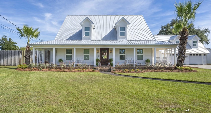 Welcome to 2830 Longleaf Road, an exceptional home located in - Beach Home for sale in Panama City, Florida on Beachhouse.com