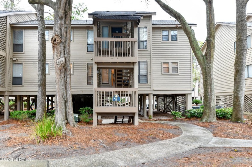 BEST OF ALL WORLDS!!! Very close to pristine BEACH & Famous - Beach Townhome/Townhouse for sale in Hilton Head Island, South Carolina on Beachhouse.com