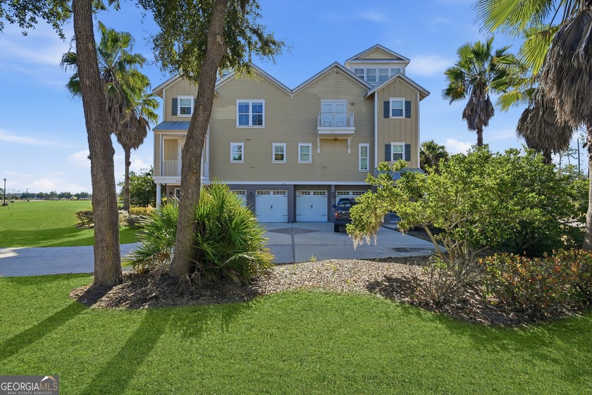 Welcome to 114 Riverfront Circle-an exceptional, fully furnished - Beach Townhome/Townhouse for sale in Saint Marys, Georgia on Beachhouse.com