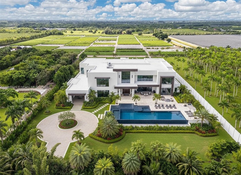 The ideal 10.28 acre location for anyone looking to build their - Beach Acreage for sale in Miami, Florida on Beachhouse.com