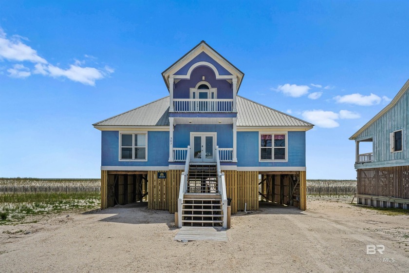 Welcome to paradise!!! Fall in love with this 5-bedroom, 3-bath - Beach Home for sale in Dauphin Island, Alabama on Beachhouse.com