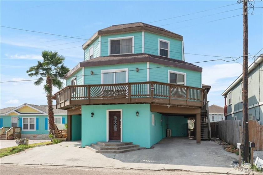 This is a MUST SEE! Your Vacation, Retire, Retreat Home is - Beach Home for sale in Port Isabel, Texas on Beachhouse.com