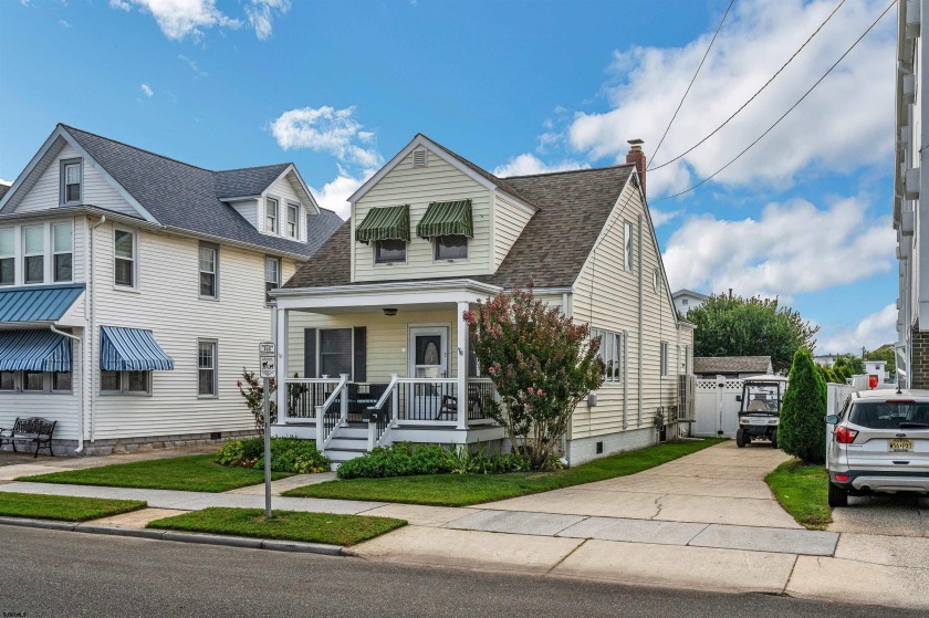 Immaculate 3/4 bedroom beach house nestled in popular North - Beach Home for sale in Wildwood, New Jersey on Beachhouse.com