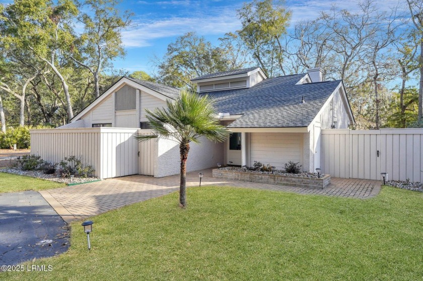 Lowcounntry living in amenity-filled Moss Creek! Delightful 3 - Beach Home for sale in Hilton Head Island, South Carolina on Beachhouse.com