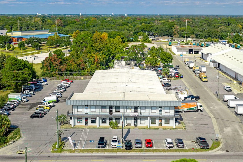24 unit Commercial Office and warehouse space, GREAT INVESTMENT - Beach Condo for sale in Fort Walton Beach, Florida on Beachhouse.com