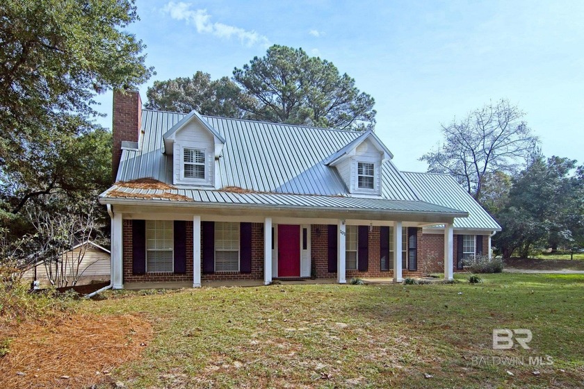 Spacious Lake Forest gem! This 4-bedroom, 2.5-bath home offers - Beach Home for sale in Daphne, Alabama on Beachhouse.com