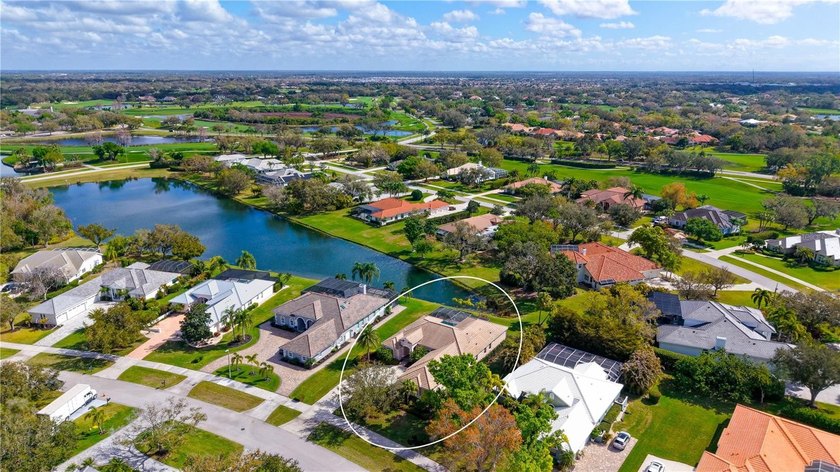 One or more photo(s) has been virtually staged. Built in 2002 by - Beach Home for sale in Sarasota, Florida on Beachhouse.com